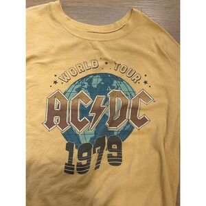 AC/DC World Tour 1979 Graphic Sweatshirt Yellow XL Rock Band Pullover Fleece